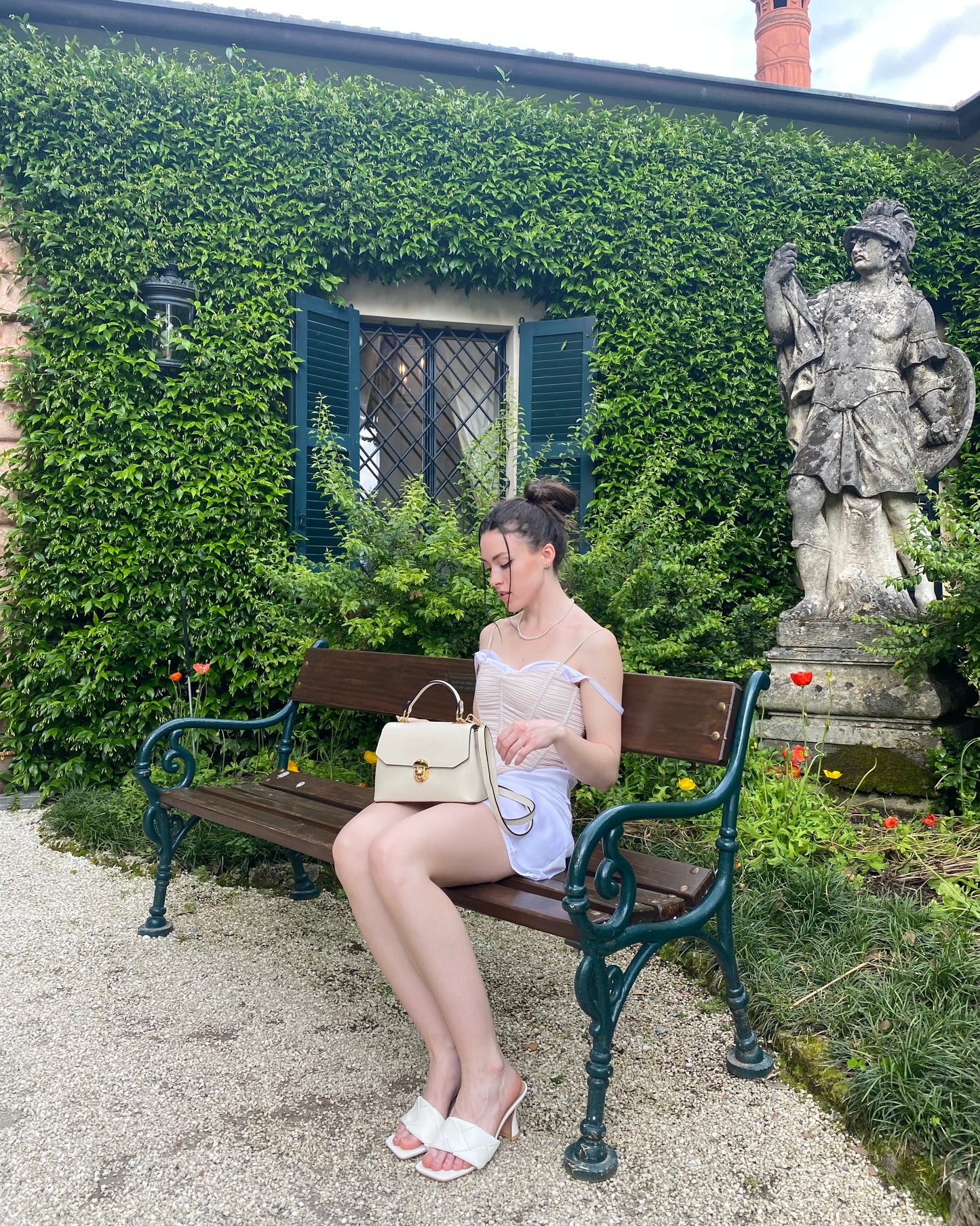 CRISELIZA - Borsetta Elegante a Mano