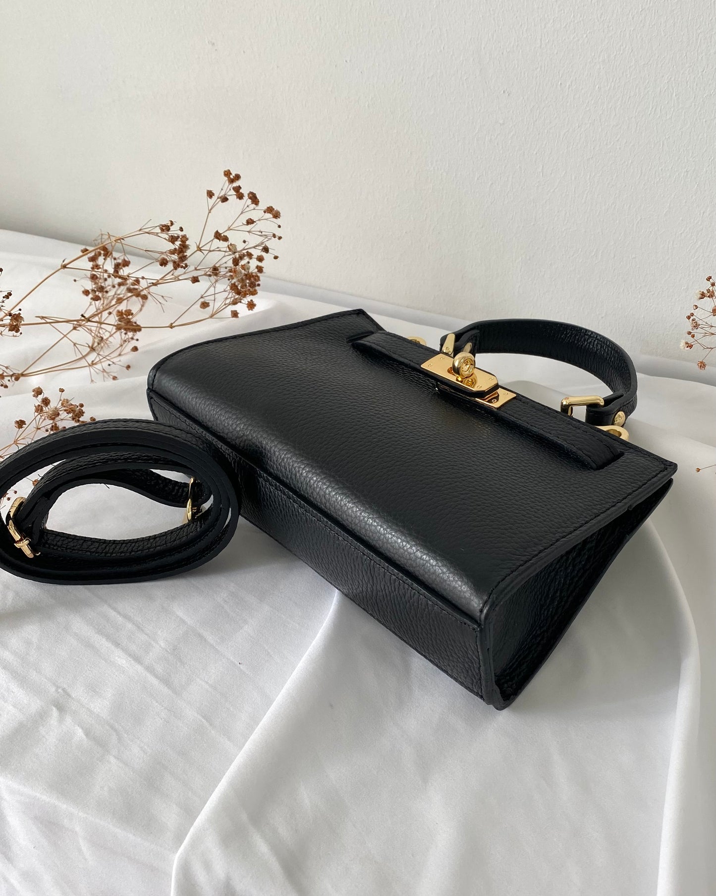 NITA - Mini Elegant Bag (on request)